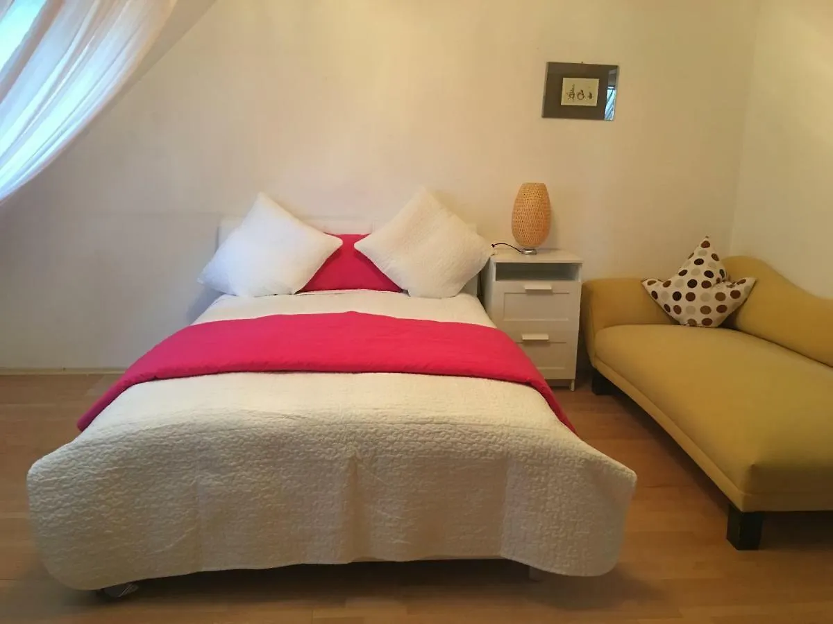 Haus In Idyllischer Lage Villa Bécs Nyaraló